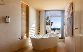 XULOS Rooms&Suites
